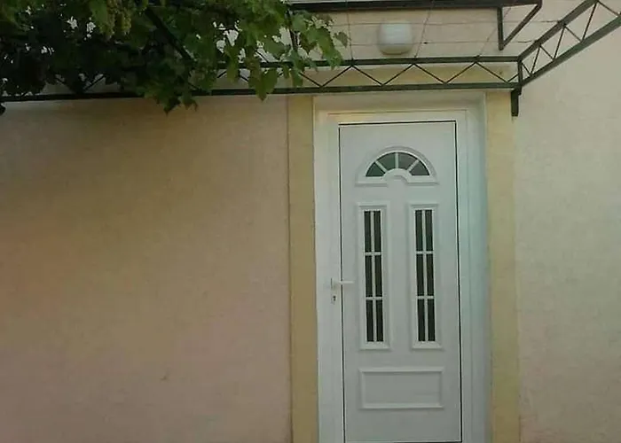 Appartement By The Sea Grebastica - - 23496 Šibenik